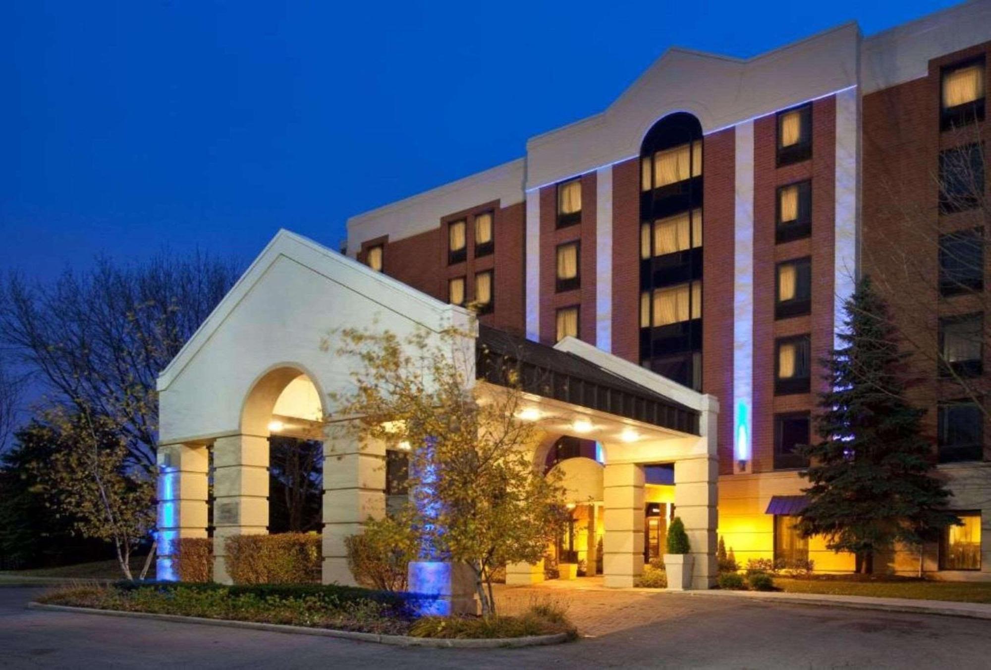 Radisson Hotel Schaumburg Bagian luar foto